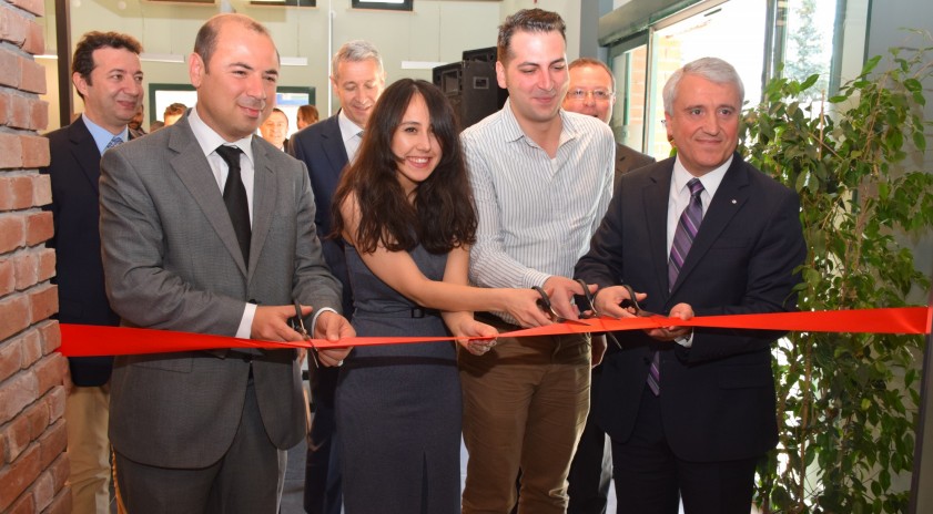 Anadolu Üniversitesi Ön Kuluçka Merkezi’nin ilk şirketleri açıldı