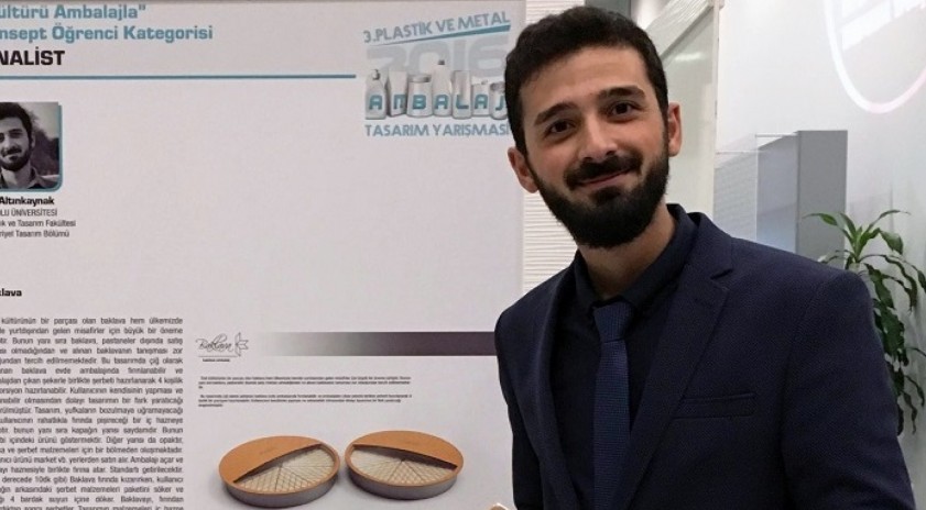 Anadolu Üniversitesi öğrencisi “Baklava” tasarımıyla ödül aldı