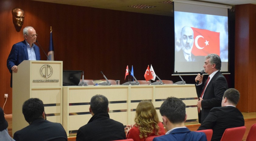 “Mehmet Akif Ersoy ve Gençlik”  Anadolu’da buluştu