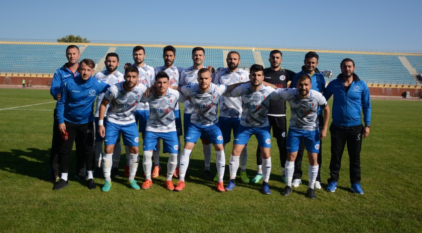 Anadolu Üniversitesi Futbol Takımında yüzler gülmüyor