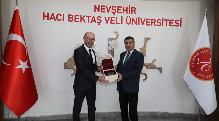 Rektör Erdal, Nevşehir’de bir dizi programa katıldı
