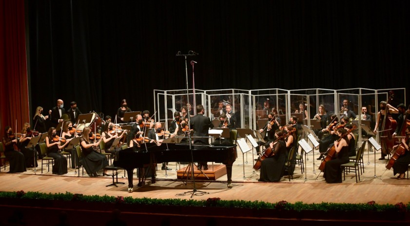 Anadolu Üniversitesi Senfoni Orkestrası 2021-2022 Akademik Yılı Açılış Konseri ile dinleyicilerle buluştu