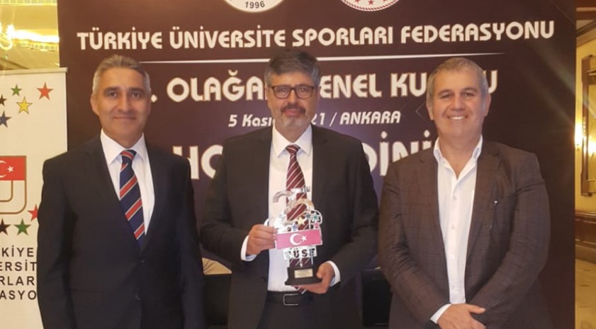 Türkiye Üniversite Sporları Federasyonu’ndan Anadolu Üniversitesi’ne ödül