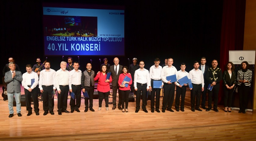 Engelsiz Türk Halk Müziği Korosu’ndan özel konser