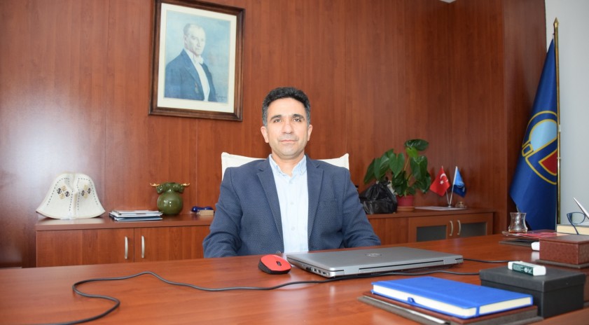Eğitim Fakültesi Dekanı Prof. Dr. Dinç'e uluslararası görev