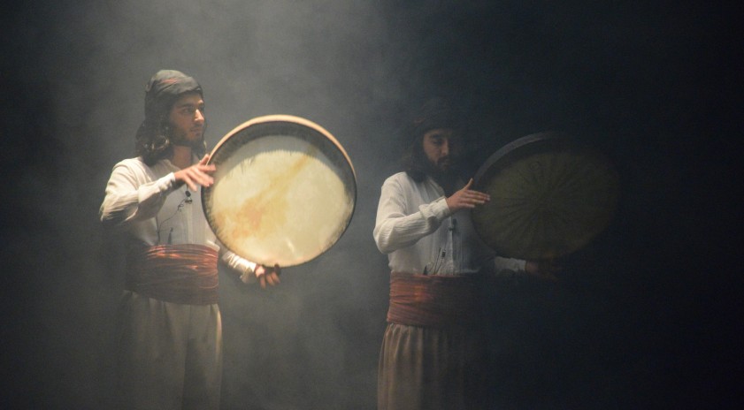 Halk Dansları Topluluğu iklim temasıyla sahnedeydi