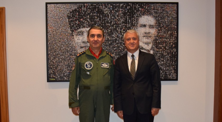 Orgeneral Hasan Küçükakyüz’den Rektör Gündoğan’a veda ziyareti