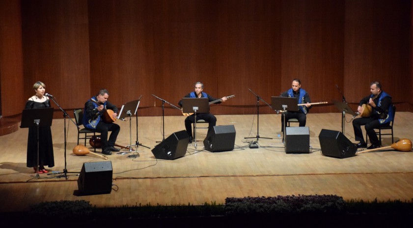 Müzikseverler Bağlama Dinletisi’nde buluştu