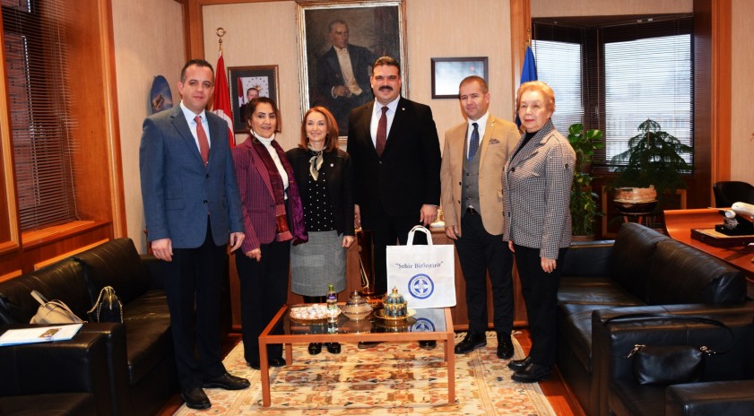 Kent Konseyi’nden Rektörümüz Prof. Dr. Çomaklı’ya ziyaret