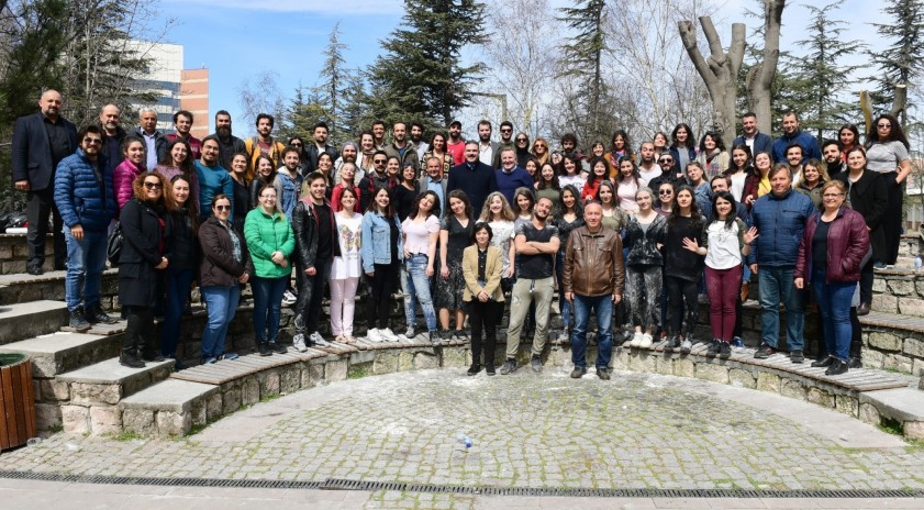 Rektörümüz Prof. Dr. Çomaklı öğrencilerimizin coşkusuna ortak oldu