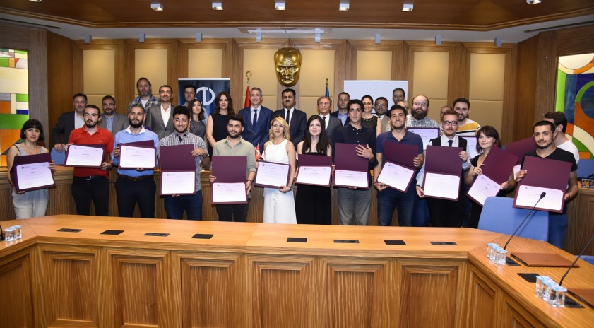 Anadolu Üniversitesi ve beIN MEDIA GROUP işbirliğinde kurulan beIN AKADEMİ ilk mezunlarını verdi