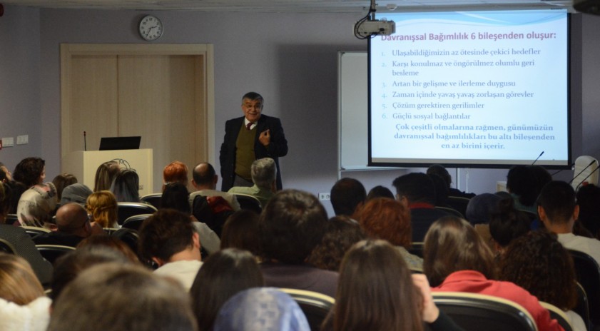 Sağlık Bilimleri Fakültesinden ‘Teknoloji Bağımlılığı ve Aile İlişkileri’ Semineri