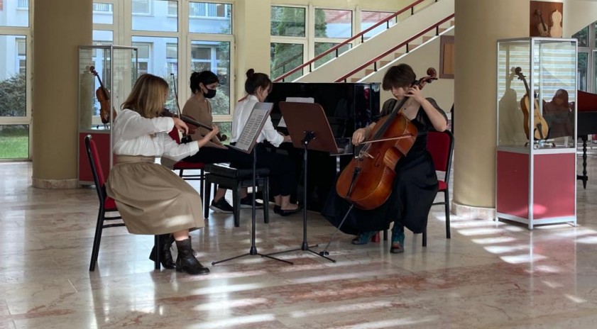 Anadolu Üniversitesi’nde Fuaye Konserleri devam ediyor