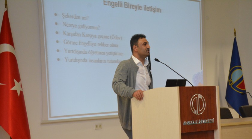 Eğitim Fakültesi seminerleri devam ediyor