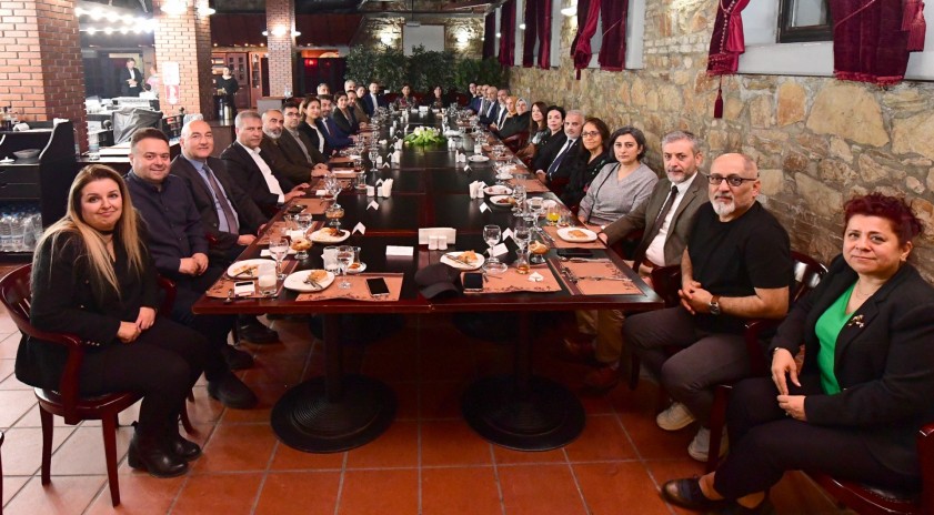 Rektör Adıgüzel, üniversitemiz akademik ve idari yöneticileriyle iftarda bir araya geldi