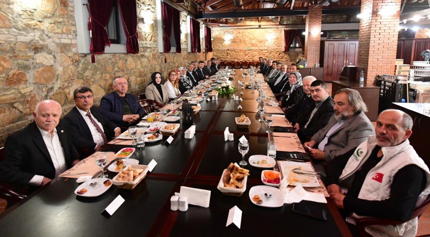 Anadolu Üniversitesi Rektörü Prof. Dr. Yusuf Adıgüzel, Sivil Toplum Kuruluşlarıyla iftar programında buluştu 