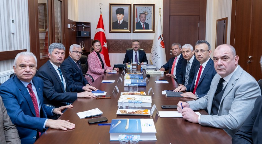 Rektör Adıgüzel Eskişehir Sempozyumu ön hazırlık toplantısına katıldı