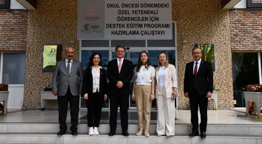 “Özel Yetenekli Öğrencilere Yönelik Destek Eğitim Programının Hazırlanması Çalıştayı” başladı