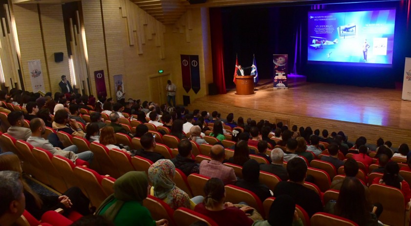 Anadolu Üniversitesinden “Geleceğin Teknolojileri Arenası” etkinliği