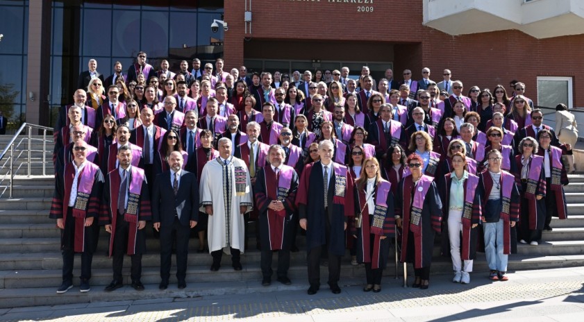 Anadolu Üniversitesi 2025-2026 Akademik Yılı Açılışı görkemli bir törenle gerçekleştirildi