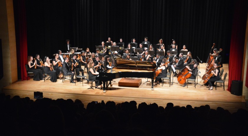 Anadolu Üniversitesi Senfoni Orkestrası’ndan klasik müzik ezgileri