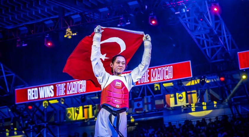 Anadolu Üniversitesi öğrencisi Emine Göğebakan Dünya Şampiyonu oldu