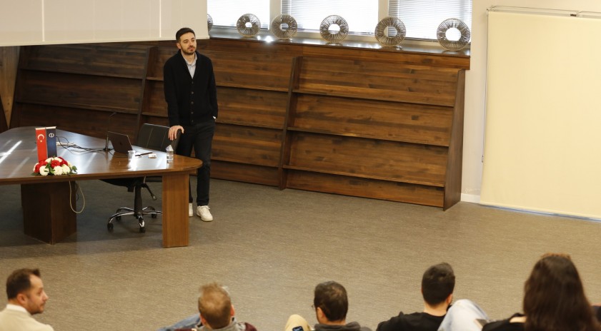 &ldquo;Anadolu&rsquo;dan Londra&rsquo;ya Reklamcılık&rdquo; İletişim Buluşmaları&rsquo;nda konuşuldu