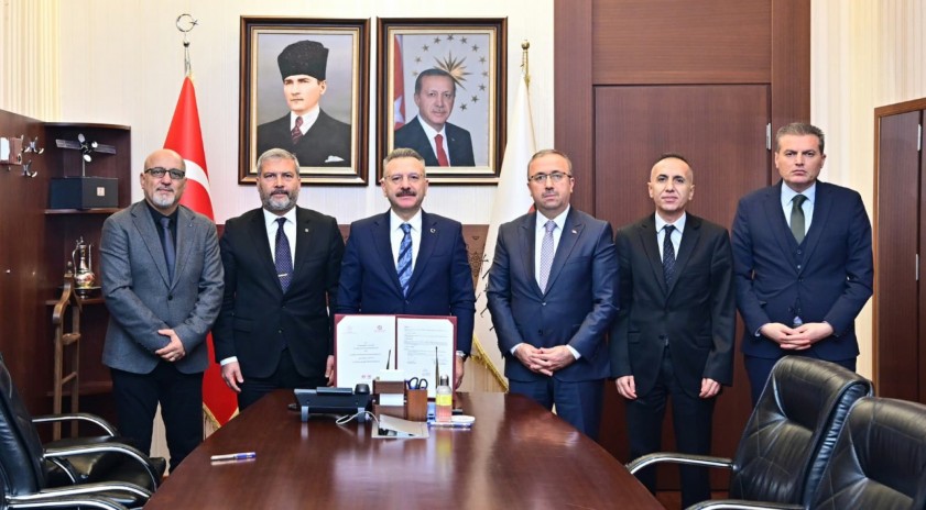 İl Mill&icirc; Eğitim M&uuml;d&uuml;rl&uuml;ğ&uuml; ile Anadolu &Uuml;niversitesi arasında protokol imzalandı