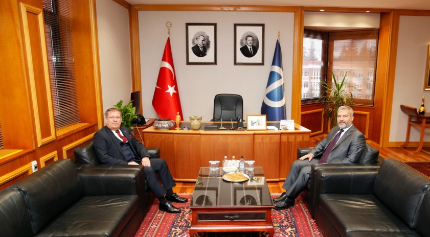 ESİAD Y&ouml;netim Kurulu Başkanı Kenan Işık&rsquo;tan Rekt&ouml;r Adıg&uuml;zel&rsquo;e ziyaret