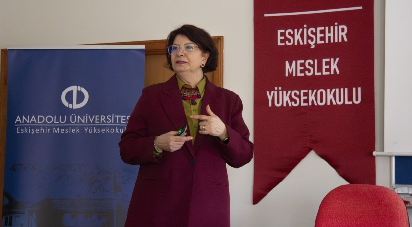 G&uuml;nl&uuml;k hayatta s&uuml;rd&uuml;r&uuml;lebilirlik bilinci ele alındı