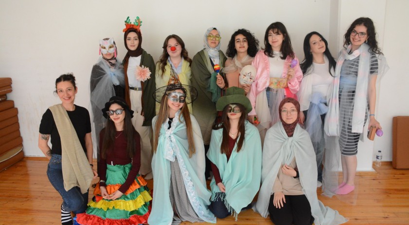 &Ccedil;ocuk edebiyatı sanatla buluştu: &ldquo;Jeux Dramatiques ile &ouml;ğrenme yolculuğu"